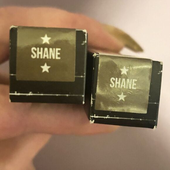 Jeffree Star LIQUID VELOUR LIPSTICK in “SHANE” NiB. Retails $25:sold out online - Picture 5 of 7